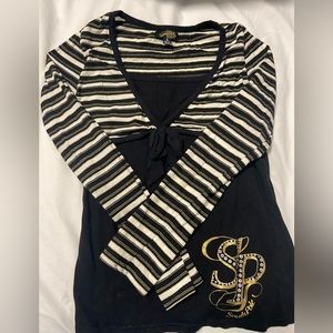 Girl’s long sleeve top